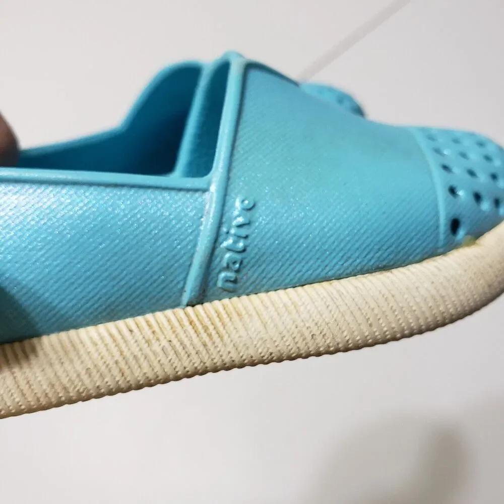 Native Kids Girl 5‎ Bright Blue Breathable Comfort Shoes Eyelet Details Water